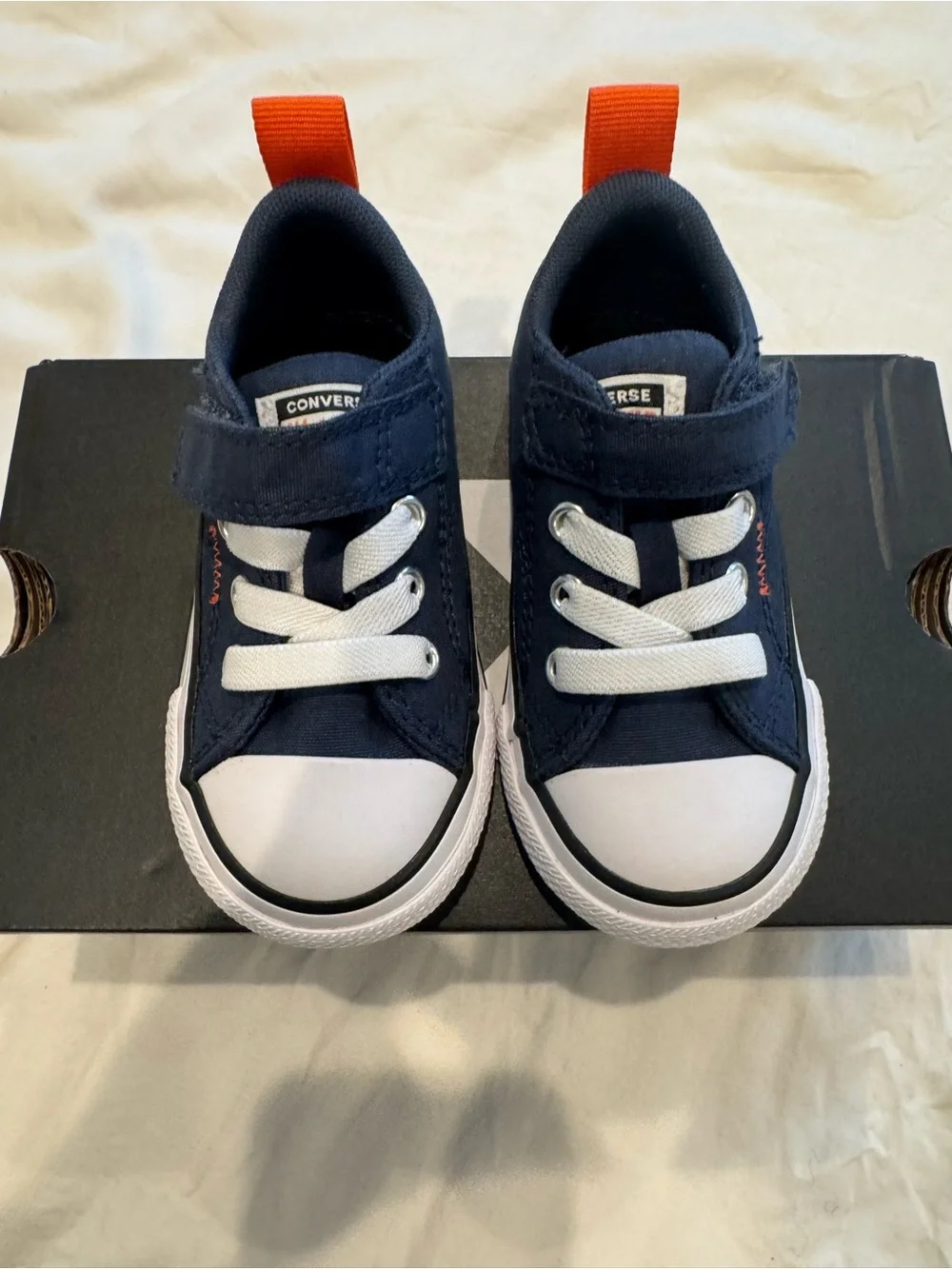 Converse Kids Navy Canvas Sneakers - infant size 6